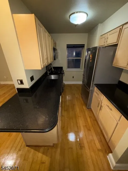 70 S Munn Ave #303 Unit 303 East Orange City, NJ 07018