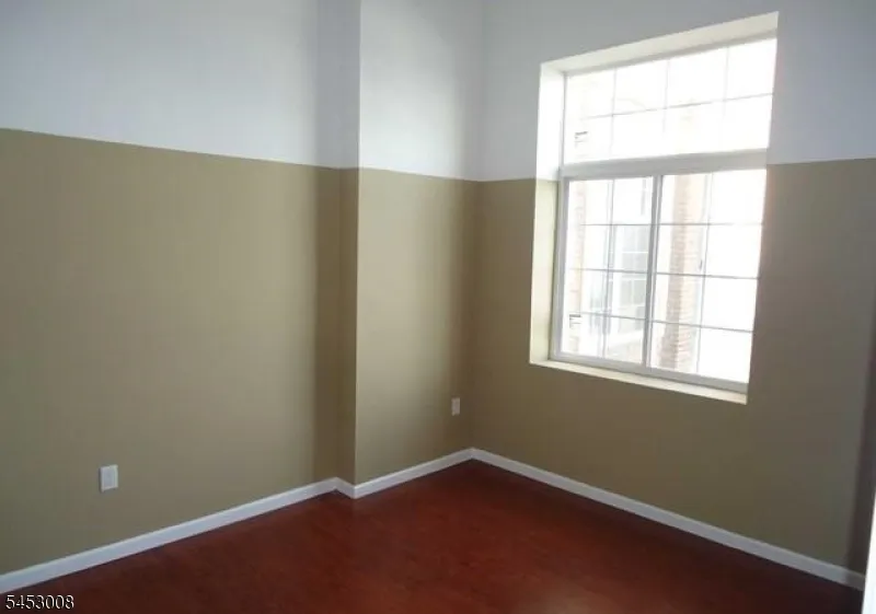 55 Westervelt Ave Hawthorne, NJ 07506