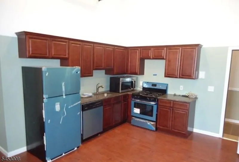 55 Westervelt Ave Hawthorne, NJ 07506