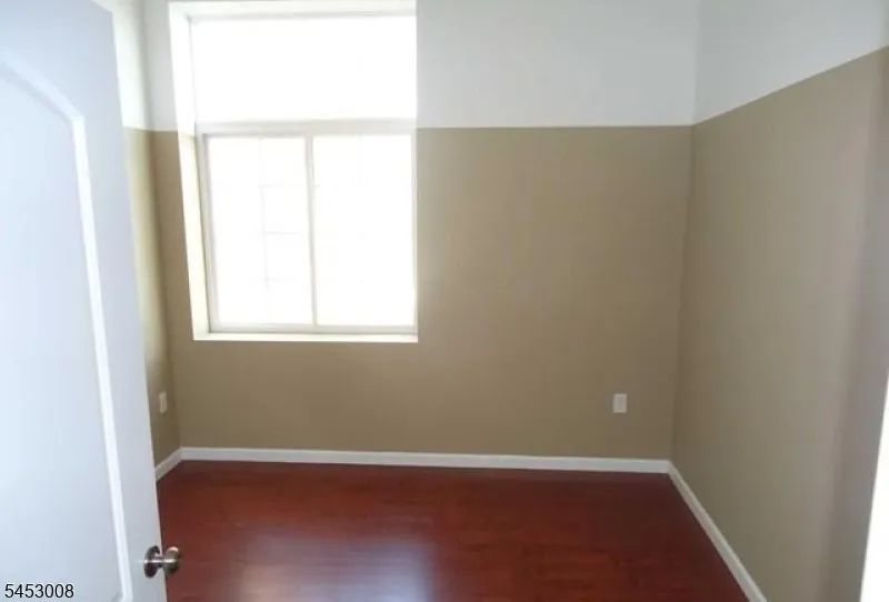 55 Westervelt Ave Hawthorne, NJ 07506
