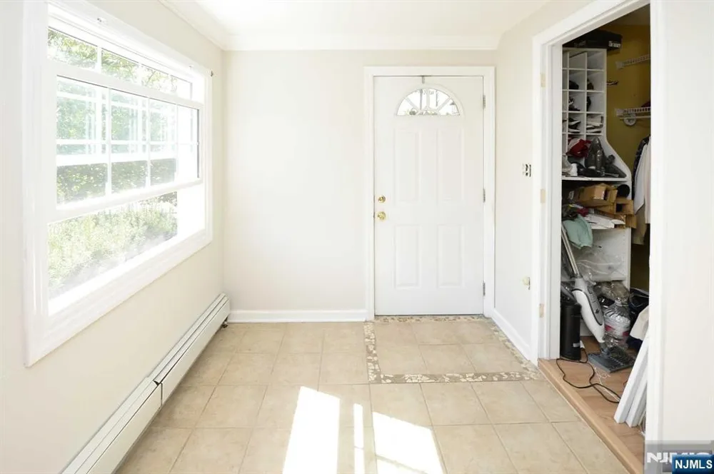 45 Hill Street Midland Park, NJ 07432