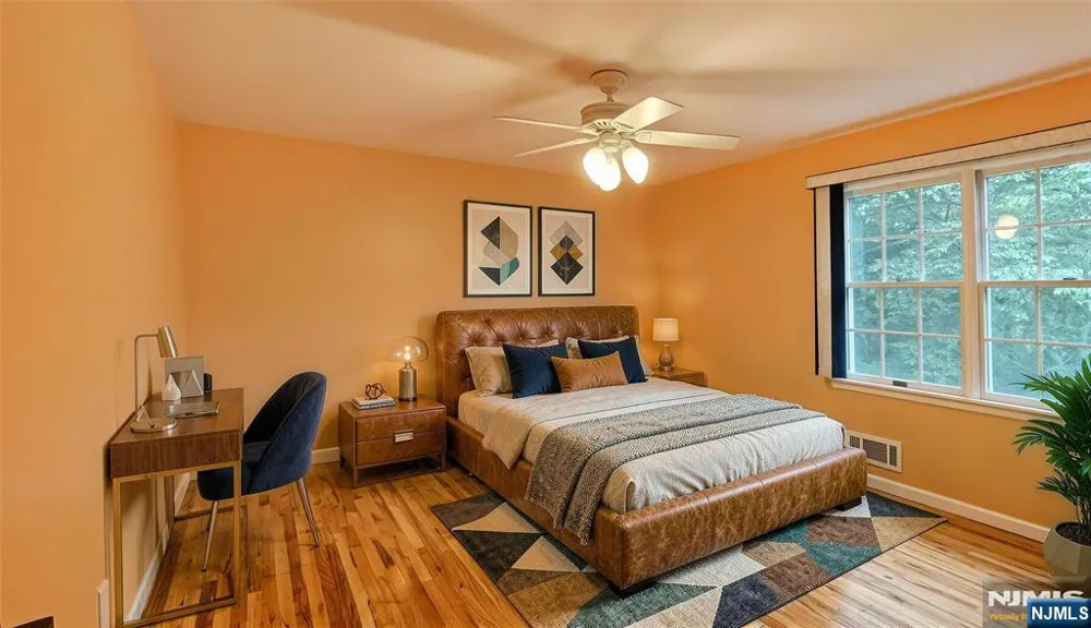 281 Kinnelon Road Kinnelonugh, NJ 07405