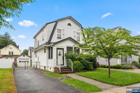 12 Holland Avenue