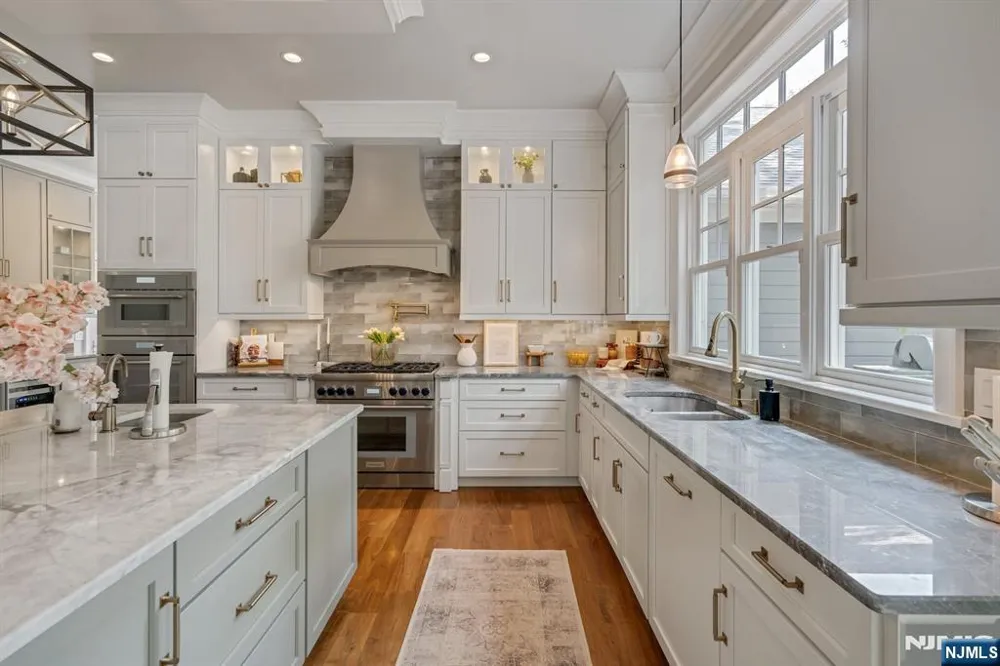 4 Brookview Court Ho-Ho-Kus, NJ 07423