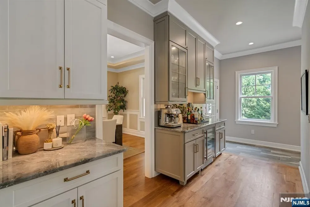 4 Brookview Court Ho-Ho-Kus, NJ 07423