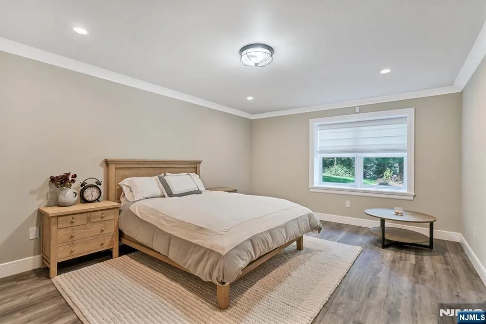 4 Brookview Court Ho-Ho-Kus, NJ 07423
