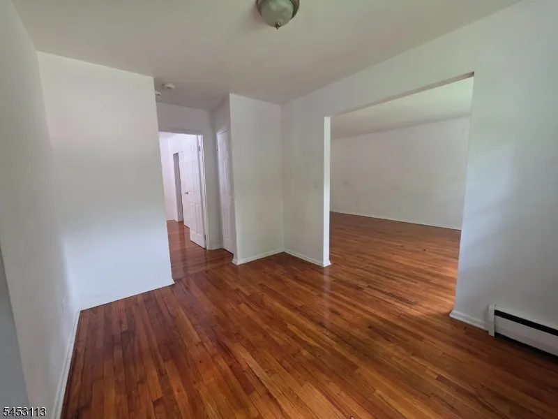 87 Elm Rd Caldwell, NJ 07006