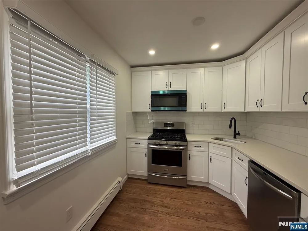 167 Harrison Avenue B2 Montclair, NJ 07042