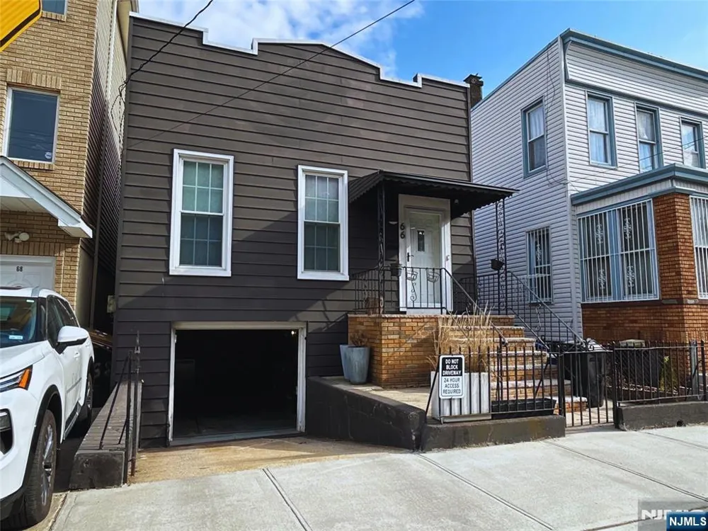 66 Irving Street Jersey City, NJ 07307