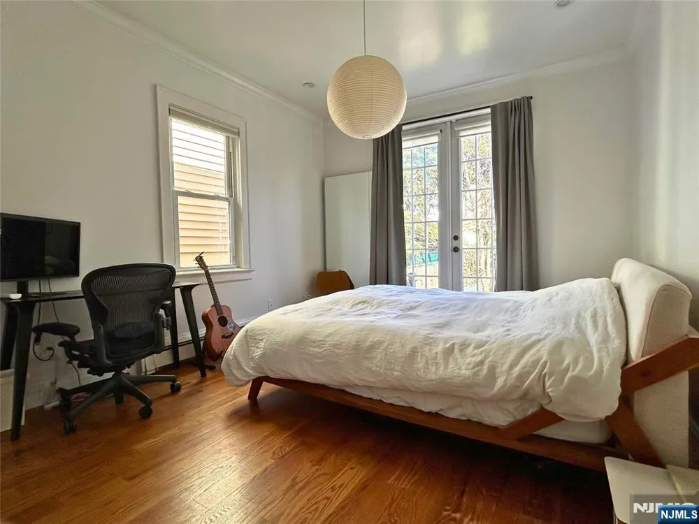 66 Irving Street Jersey City, NJ 07307