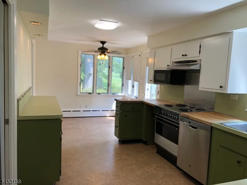 22 Cooks Cross Rd Union, NJ 08867