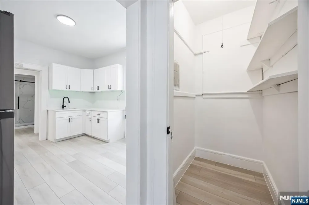 463 21st Street Irvington, NJ 07111