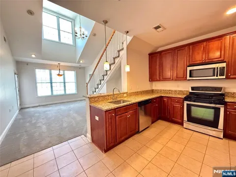 6413 Brookhaven Court