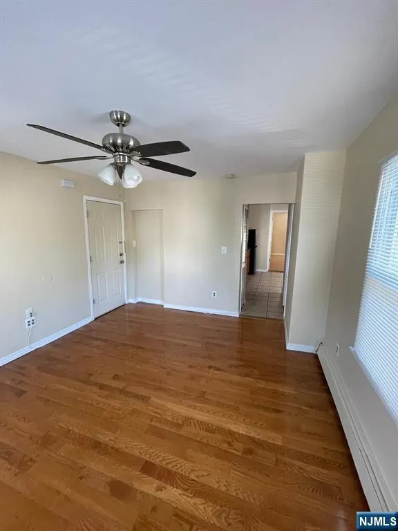 46 New Street Montclair, NJ 07042