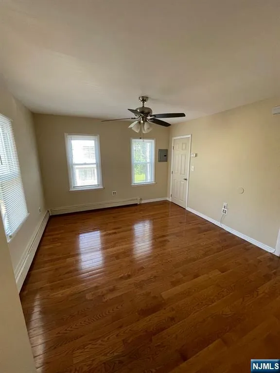 46 New Street Montclair, NJ 07042