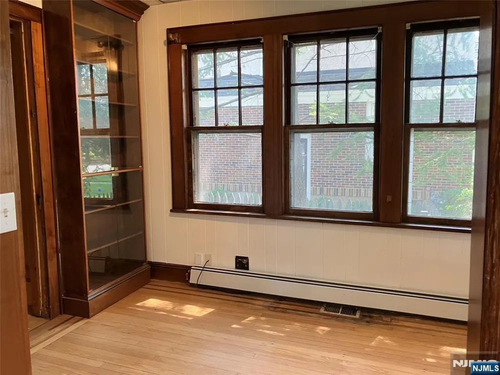 325 Bogert Avenue Ridgewood, NJ 07450