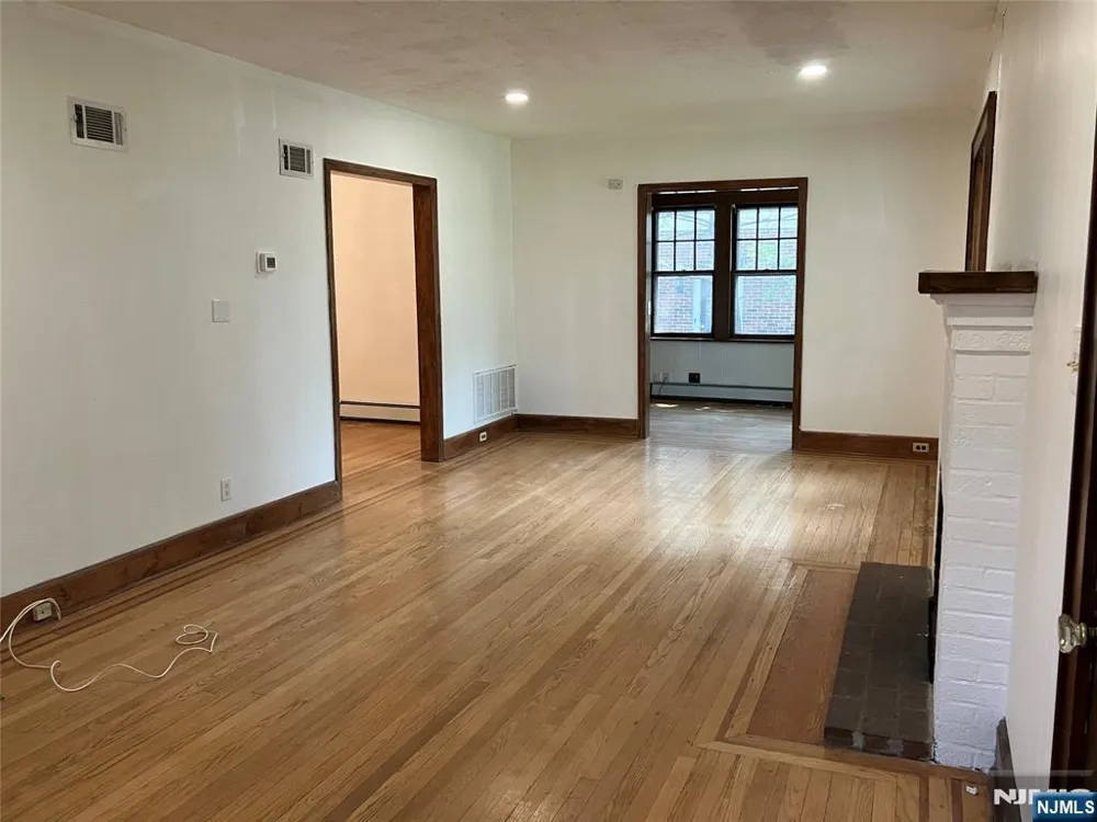 325 Bogert Avenue Ridgewood, NJ 07450
