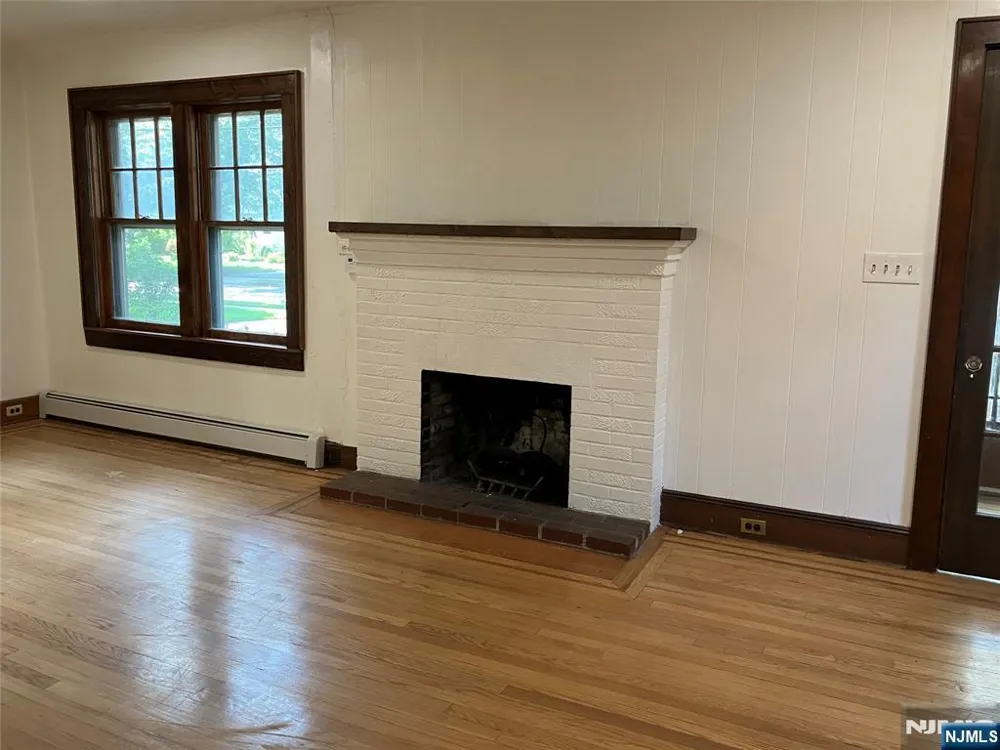 325 Bogert Avenue Ridgewood, NJ 07450