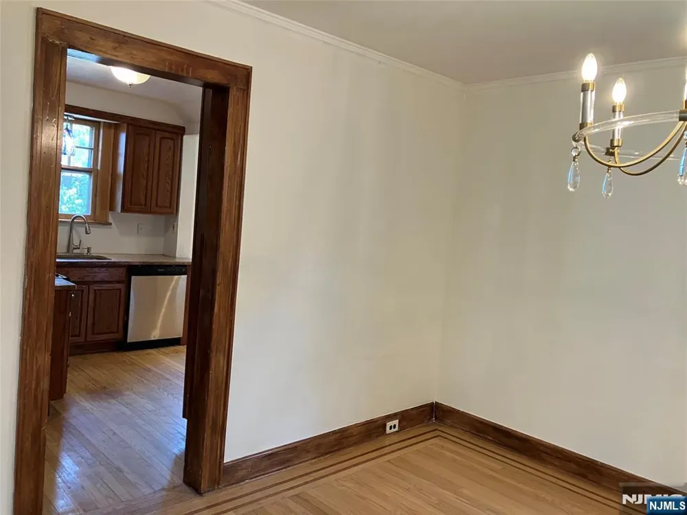 325 Bogert Avenue Ridgewood, NJ 07450