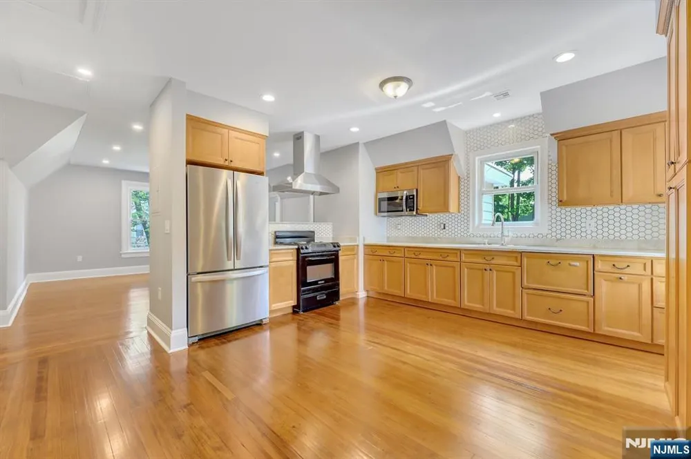 40 Legion Place 2nd Floor Closter, NJ 07624