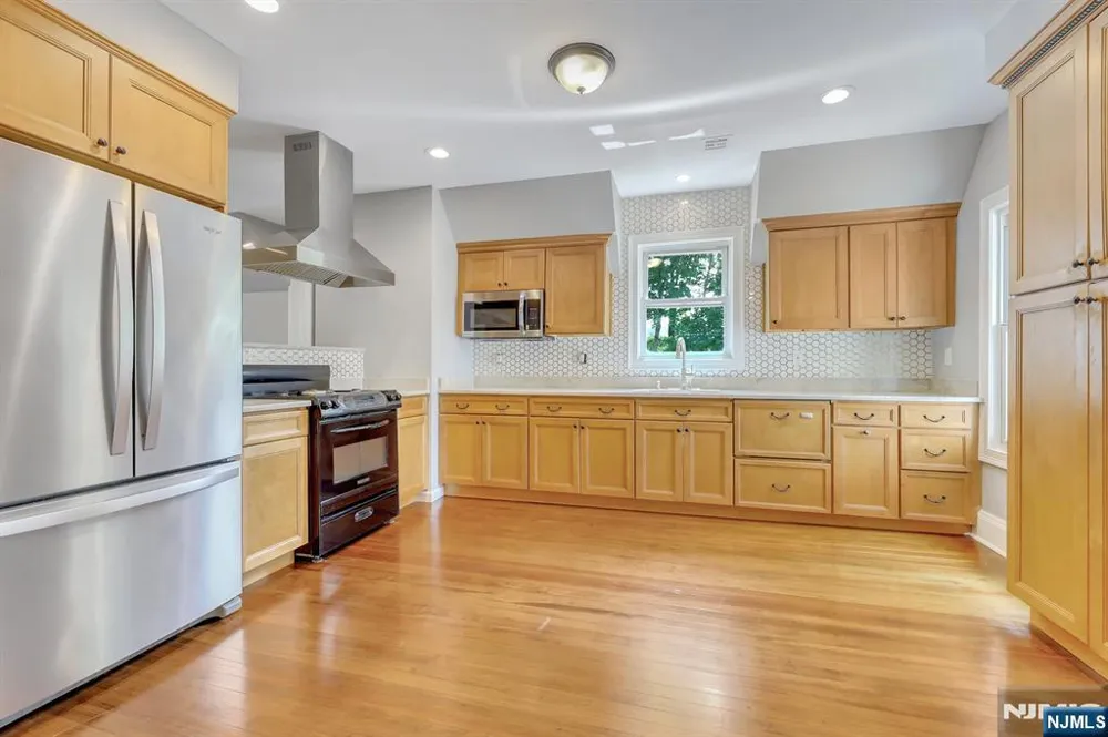 40 Legion Place 2nd Floor Closter, NJ 07624