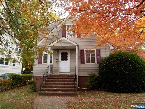 132 Queen Anne Road 1
