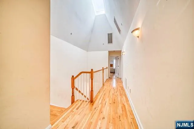 27 Harrington Court Harrington Park, NJ 07640