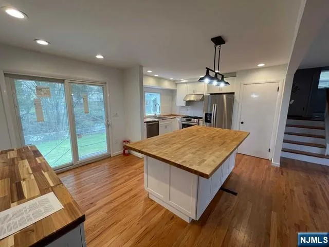 70 Beverly Road Bloomfield, NJ 07003