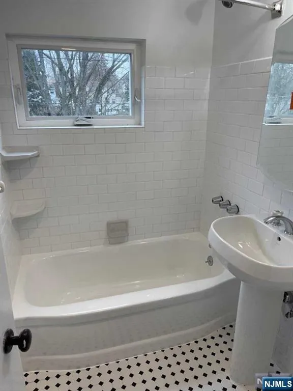 70 Beverly Road Bloomfield, NJ 07003