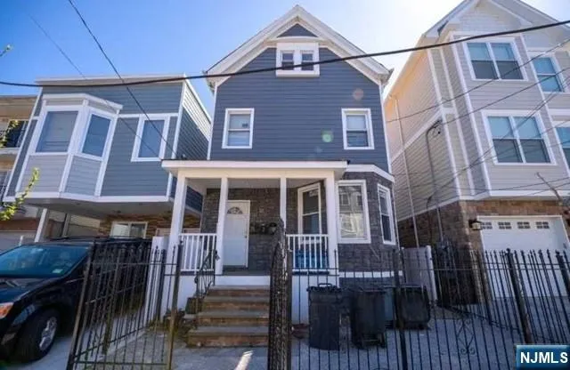 226 Fairmount Avenue 1 Newark, NJ 07103