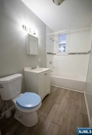 226 Fairmount Avenue 1 Newark, NJ 07103
