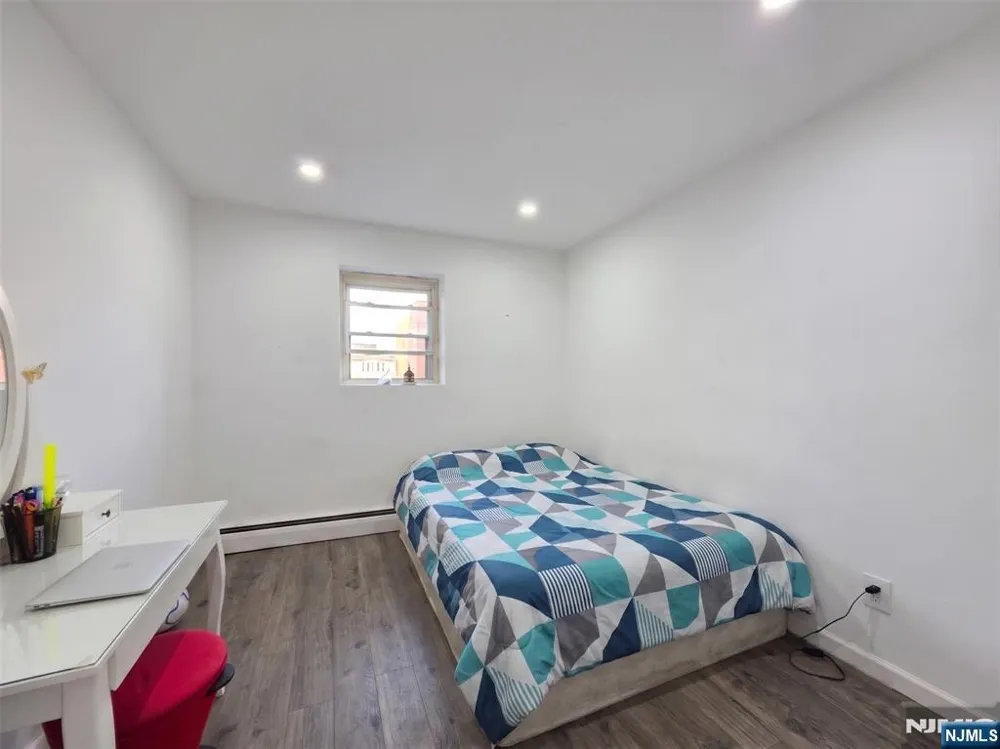 35 Gaston Avenue 2 Garfield, NJ 07026