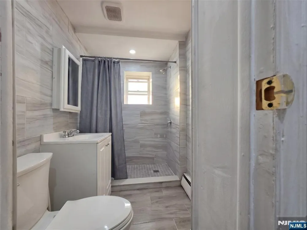 35 Gaston Avenue 2 Garfield, NJ 07026