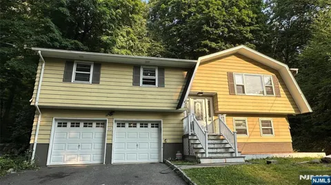 95 Longwood Lake Road