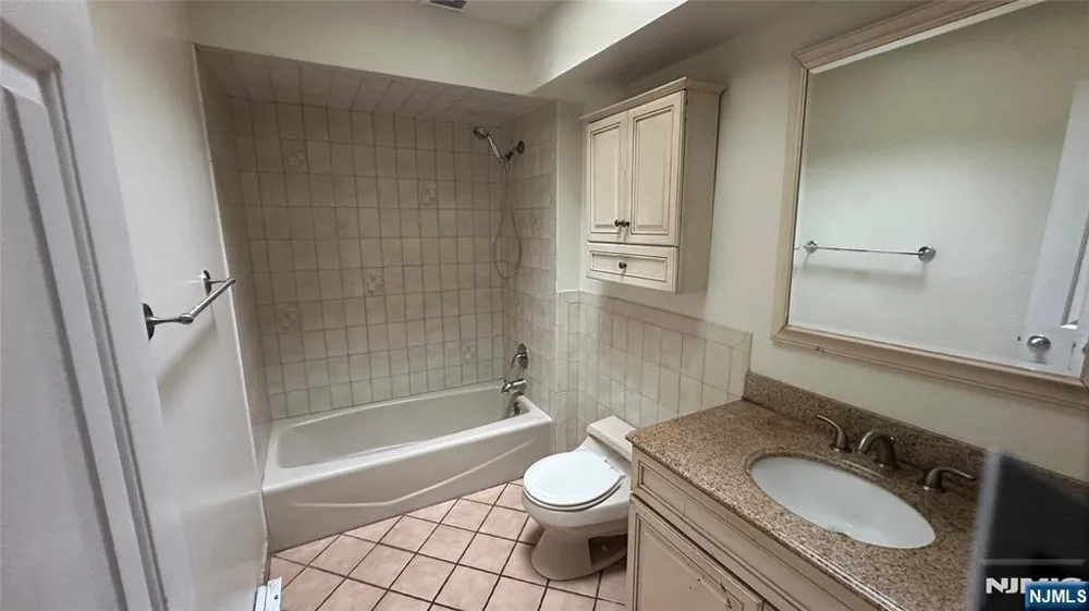 95 Longwood Lake Road Jefferson Township, NJ 07438
