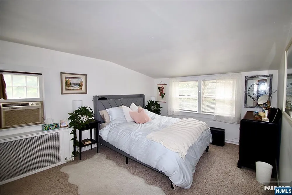 506 Smith Place Ridgewood, NJ 07450