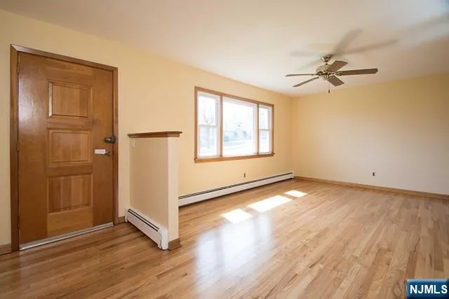 403 Longview Northvale, NJ 07647