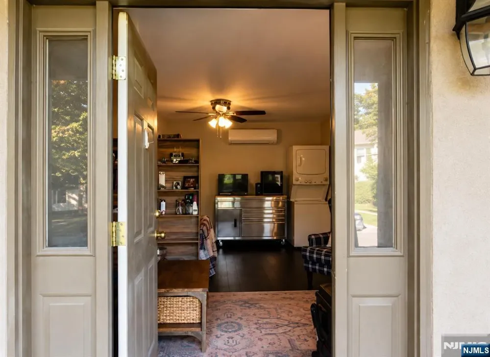 6 Pineview Terrace 1B Montvale, NJ 07645