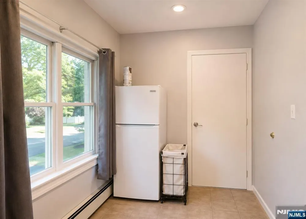 6 Pineview Terrace 1B Montvale, NJ 07645