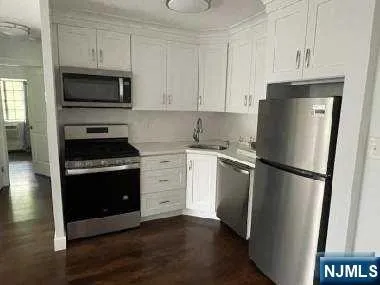 909 Thoreau Court 909 Mahwah, NJ 07430