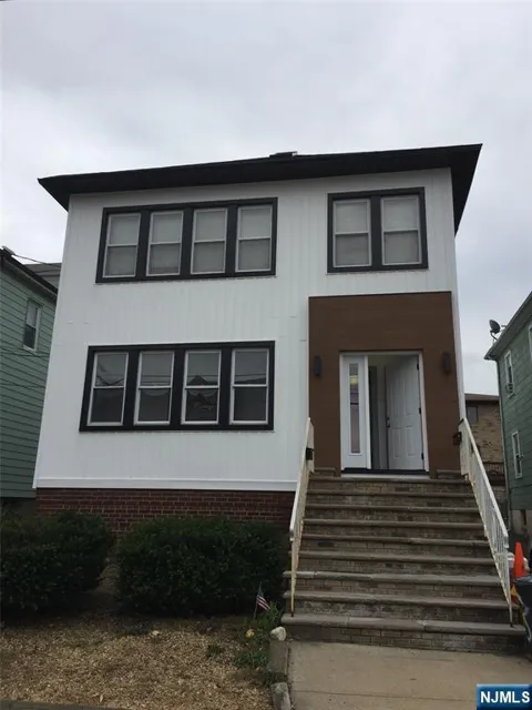248 2nd Street
