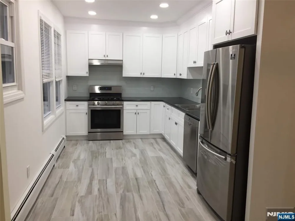 248 2nd Street Palisades Park, NJ 07650