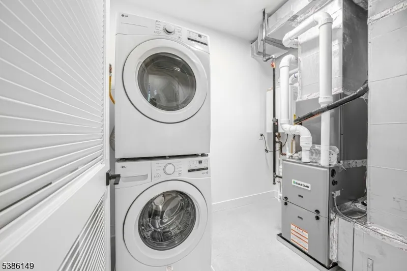 20 Encampment Ct101 #101 Unit 101 Montville, NJ 07082