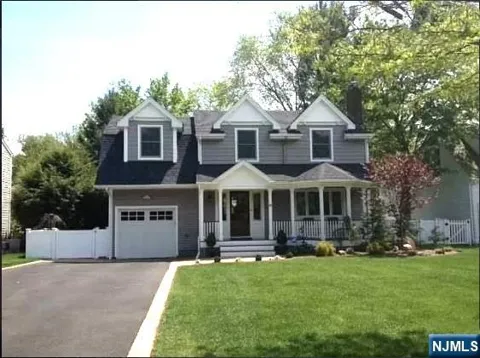66 Glen Boulevard