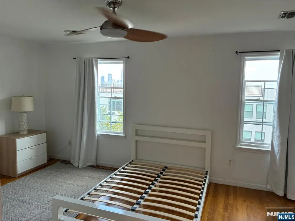 128 Randolph Avenue Apt # 2 Jersey City, NJ 07305