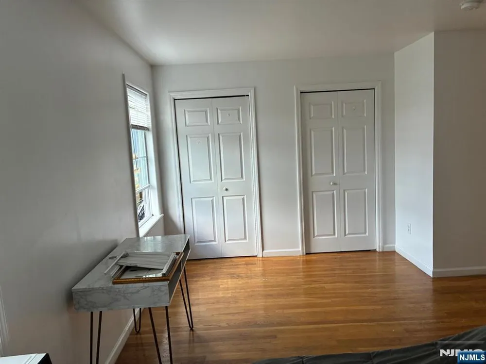 128 Randolph Avenue Apt # 2 Jersey City, NJ 07305