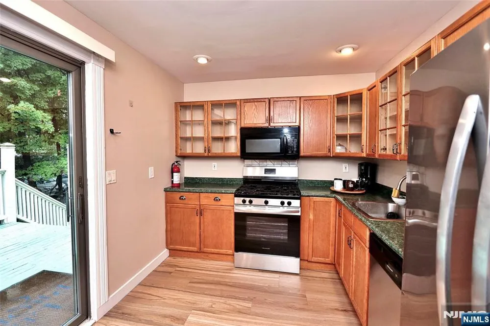 44 Christopher Street Montclair, NJ 07042