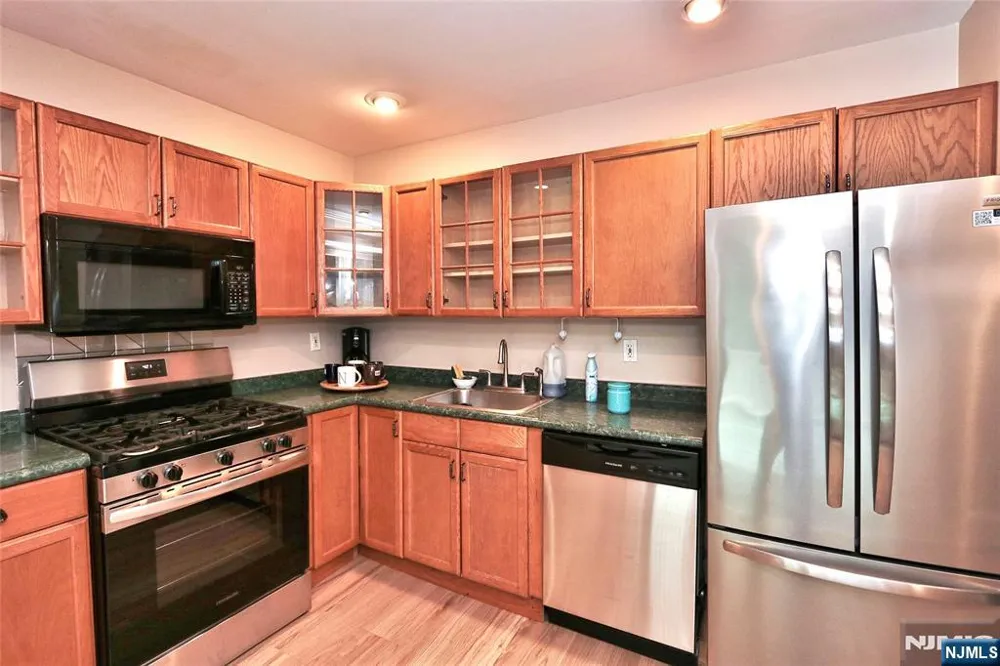 44 Christopher Street Montclair, NJ 07042