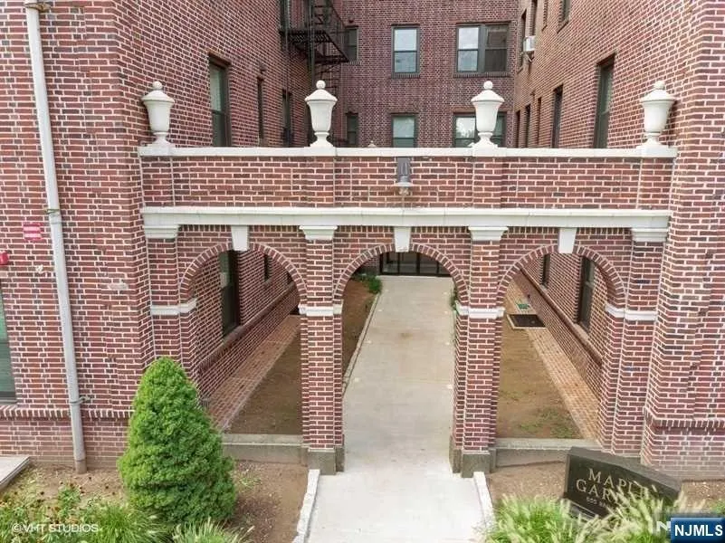 855 Broad Avenue 54 Ridgefield, NJ 07657