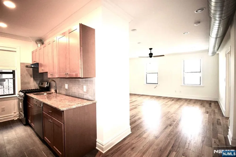 855 Broad Avenue 54 Ridgefield, NJ 07657